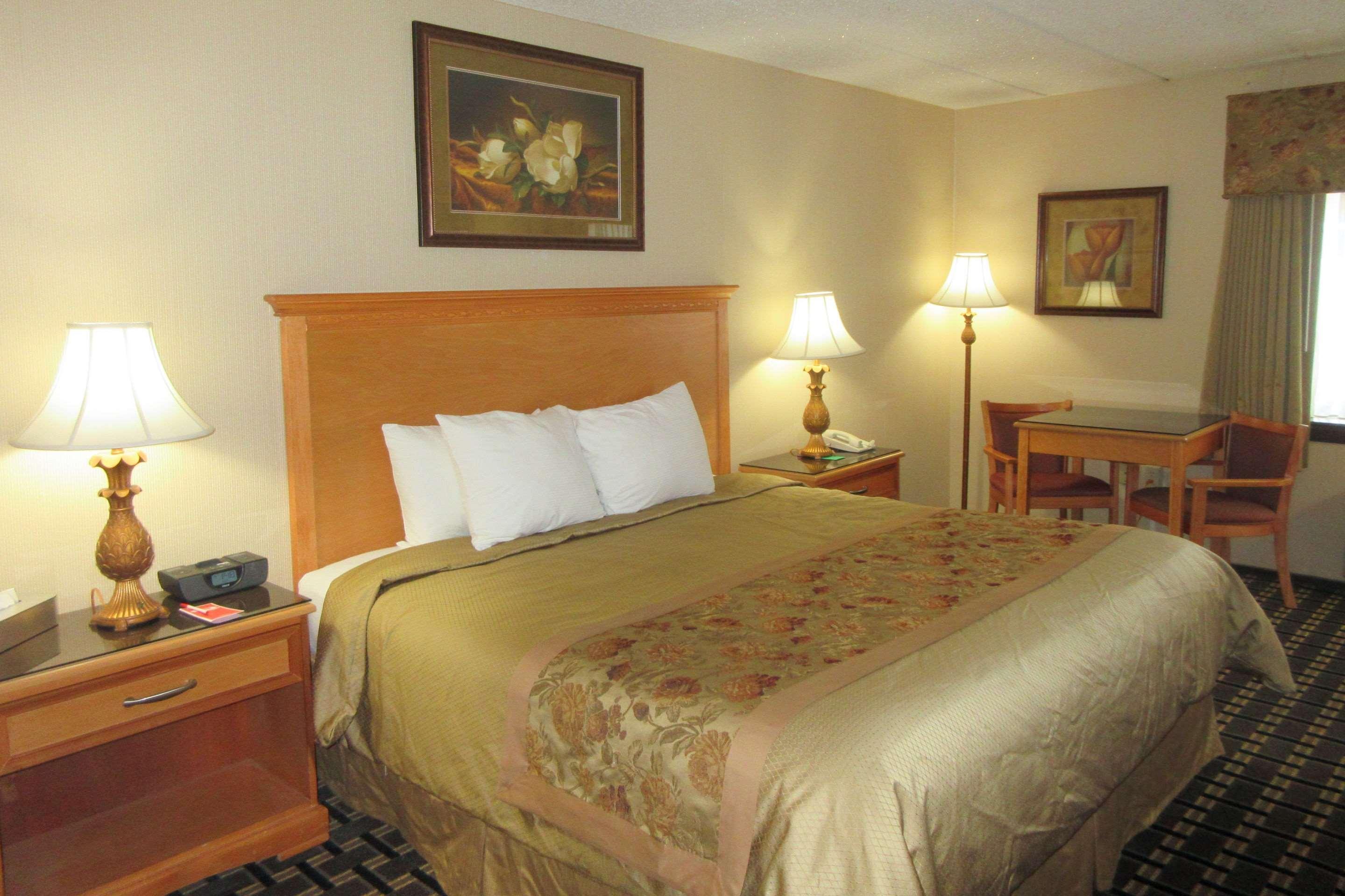 Econo Lodge Quakertown Zewnętrze zdjęcie